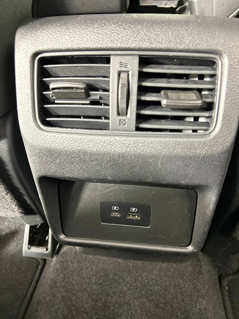 Used 2022 Nissan Rogue SV FWD image 18