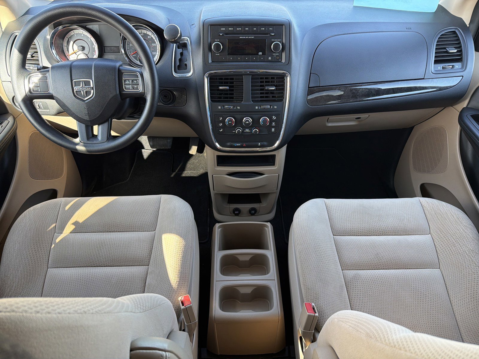 Used 2016 Dodge Grand Caravan SE w/ Quick Order Package 29E SE image 10