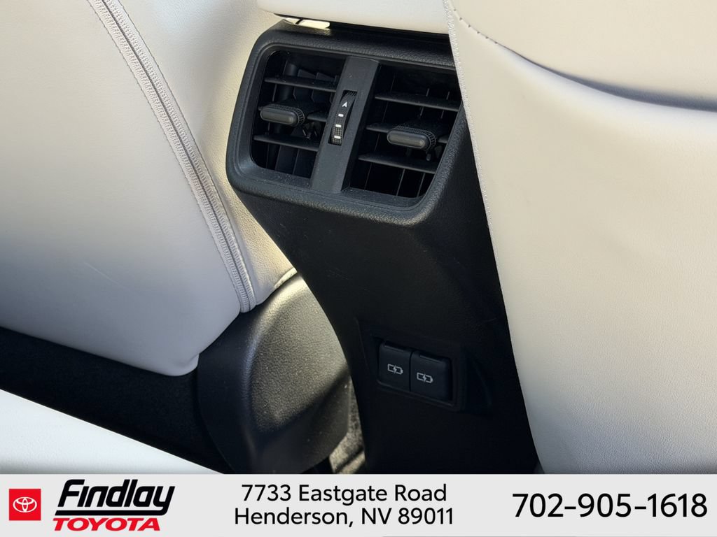 Used 2024 Lexus UX 250h F Sport FWD image 14