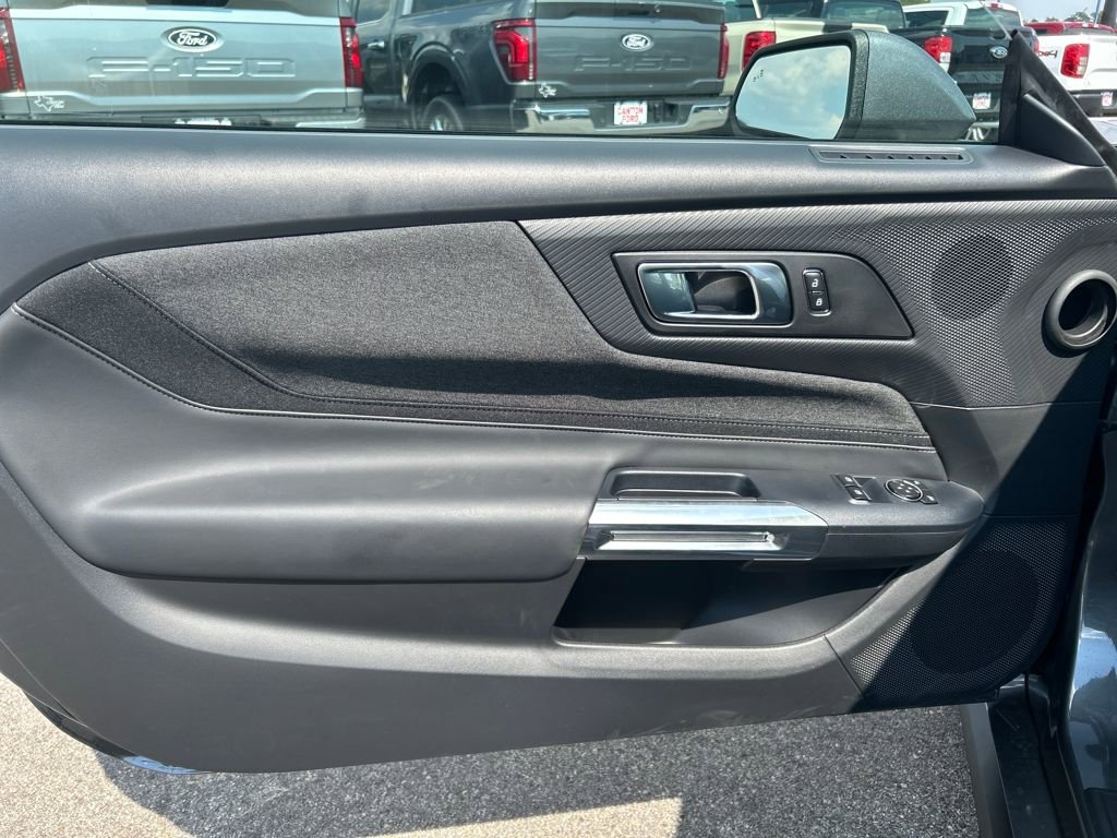 New 2025 Ford Mustang Coupe image 22