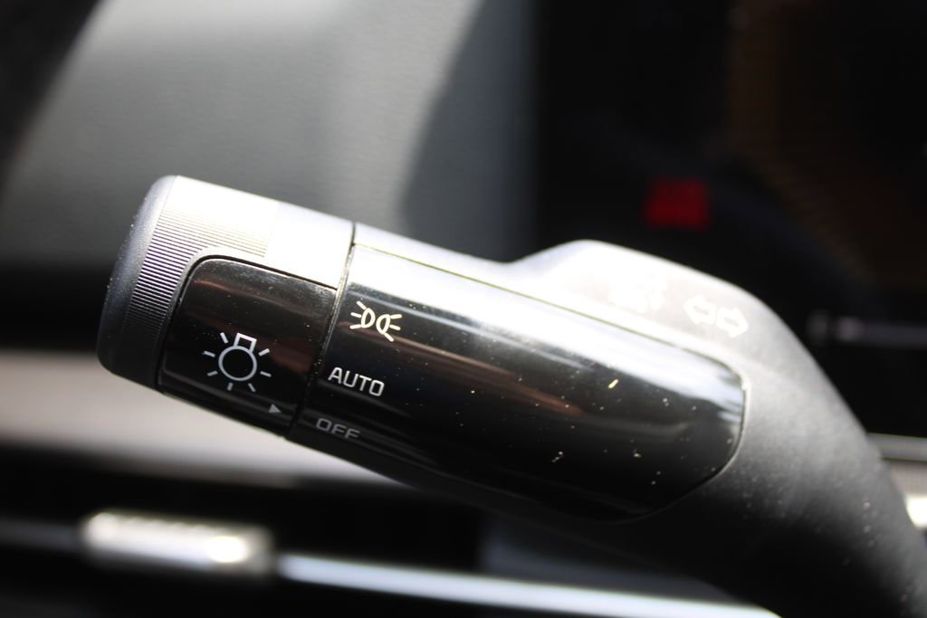 New 2026 Kia Sportage EX image 27