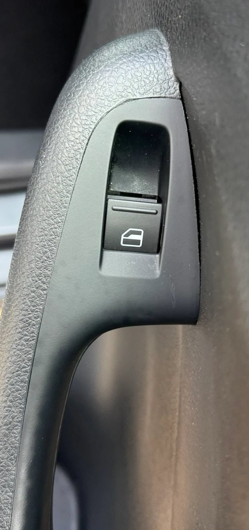 Used 2011 Volkswagen Jetta SE FWD image 31