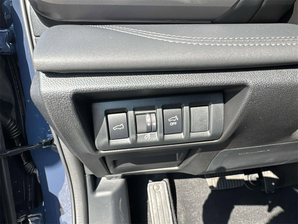 New 2025 Subaru Outback Limited XT image 14