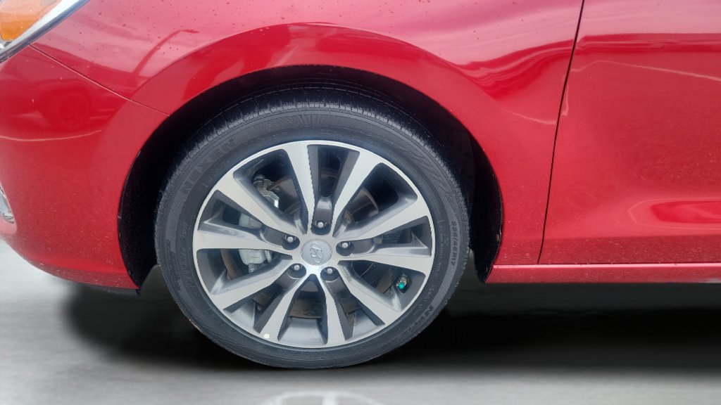 Used 2020 Hyundai Elantra GT w/ Style Package 02 FWD image 27