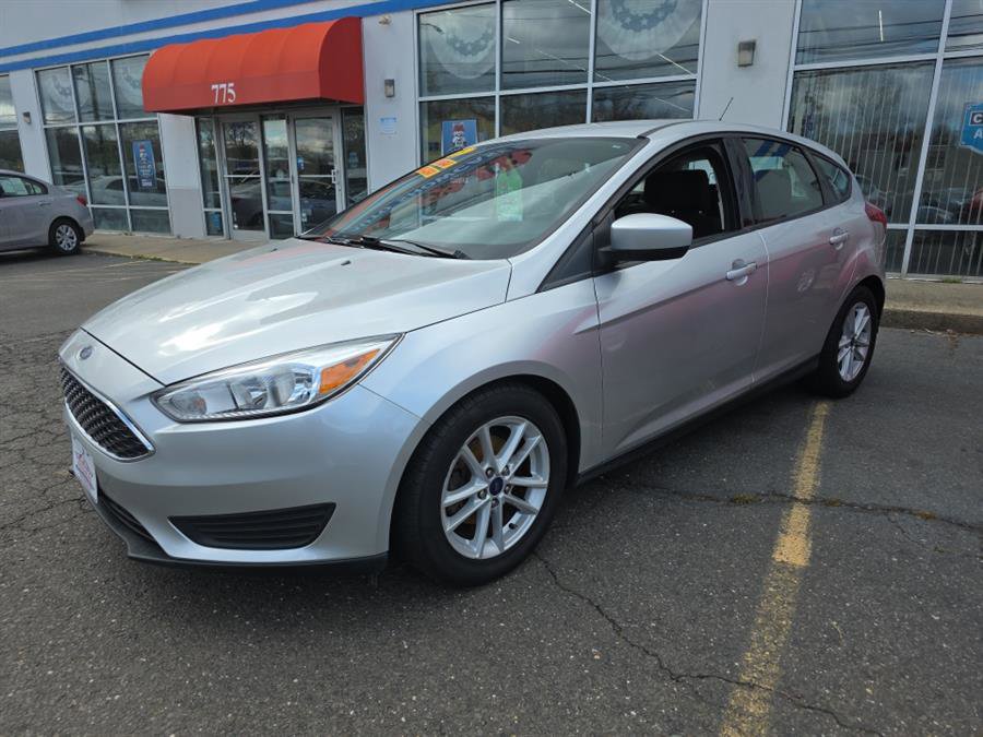 Used 2018 Ford Focus SE image 3