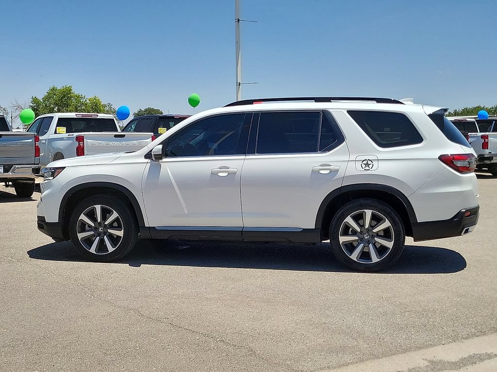 Used 2024 Honda Pilot Touring image 7