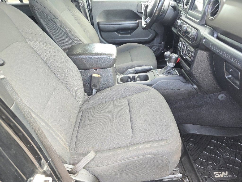 Used 2021 Jeep Wrangler Unlimited Sport AWD/4WD image 23