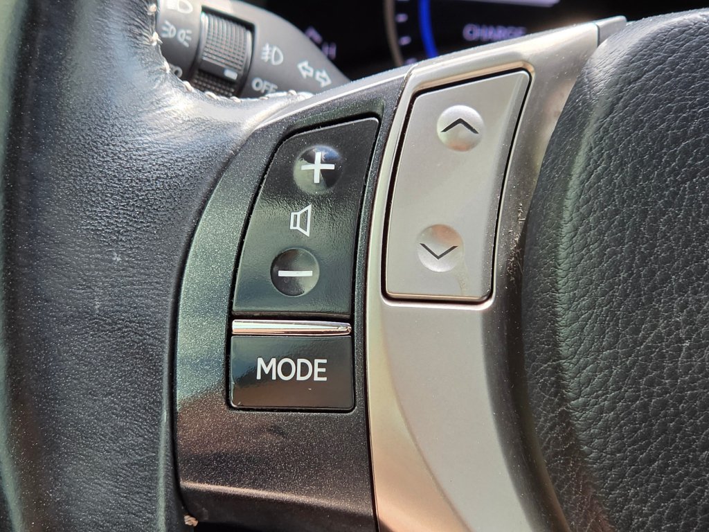 Used 2013 Lexus ES 300h w/ Premium Pkg FWD image 60