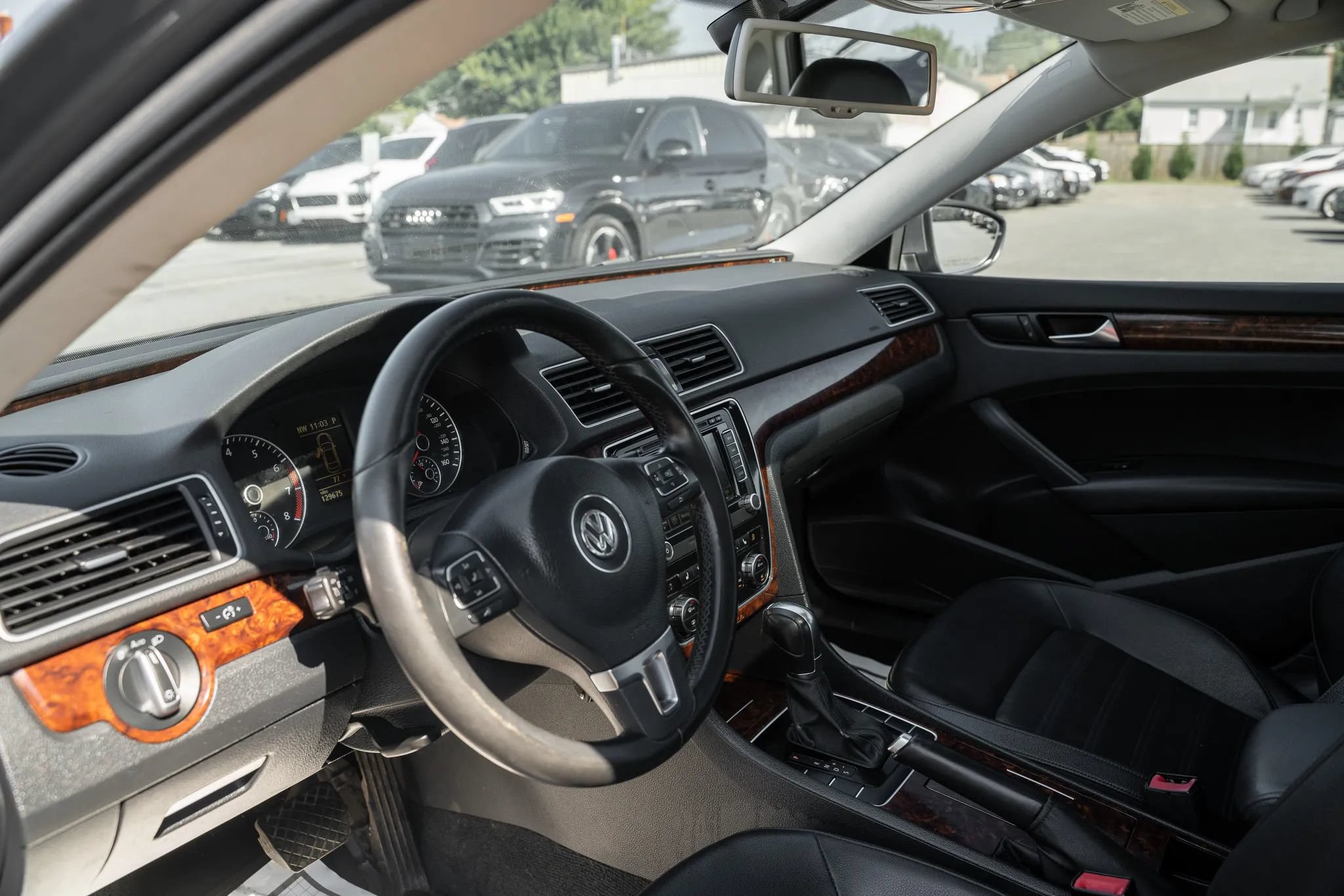 Used 2012 Volkswagen Passat 2.5 SEL FWD image 6