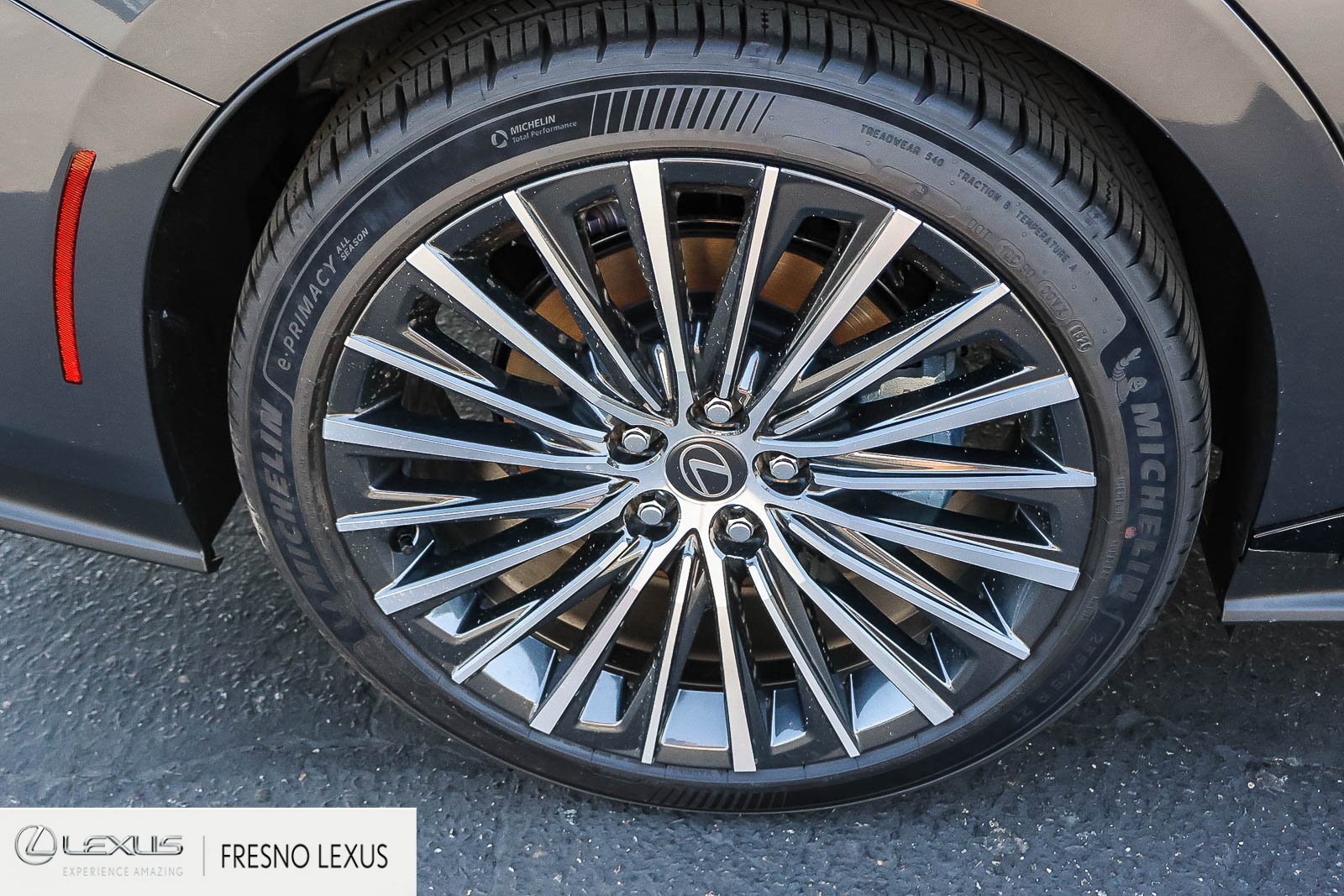 New 2026 Lexus ES 350e w/ Cold Area Package FWD image 8