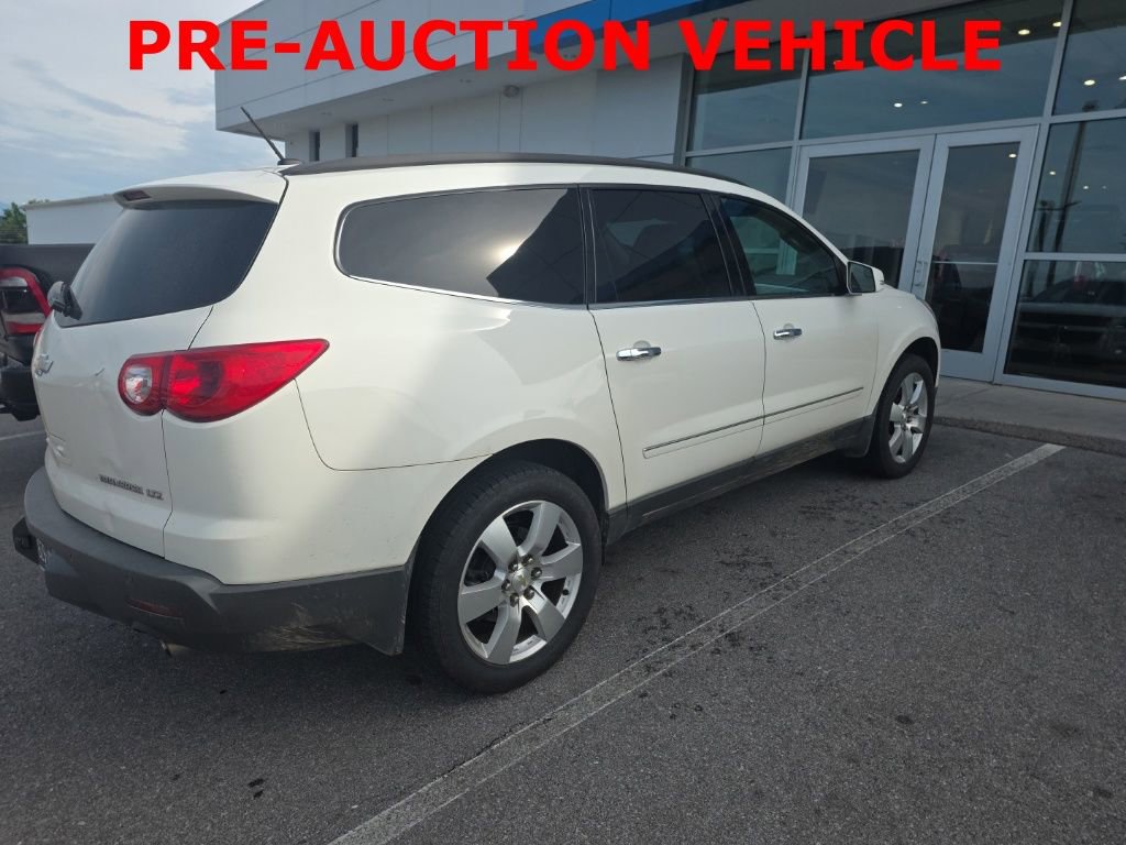 Used 2011 Chevrolet Traverse LTZ AWD/4WD image 4
