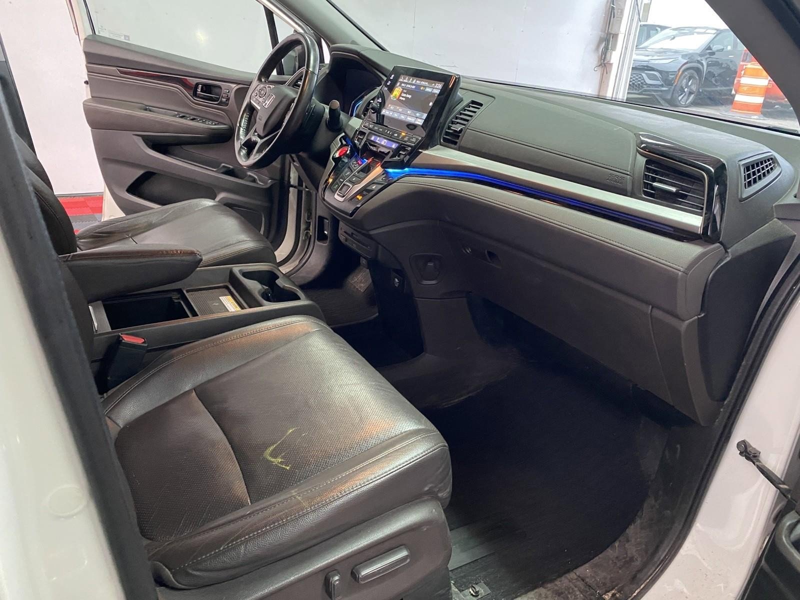 Used 2018 Honda Odyssey Elite image 8