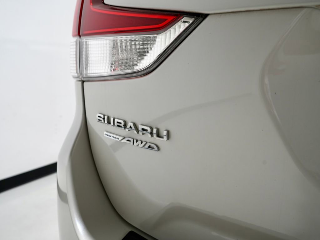 Used 2023 Subaru Forester Limited image 35