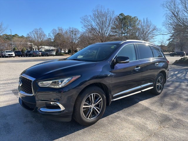 Used 2019 INFINITI QX60 Luxe w/ Essential Package image 2