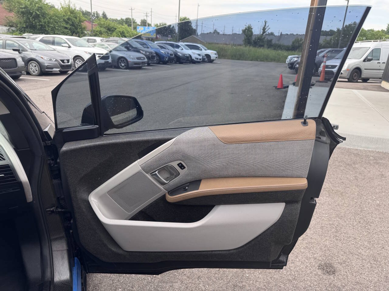Used 2016 BMW i3 w/ Range Extender RWD image 13