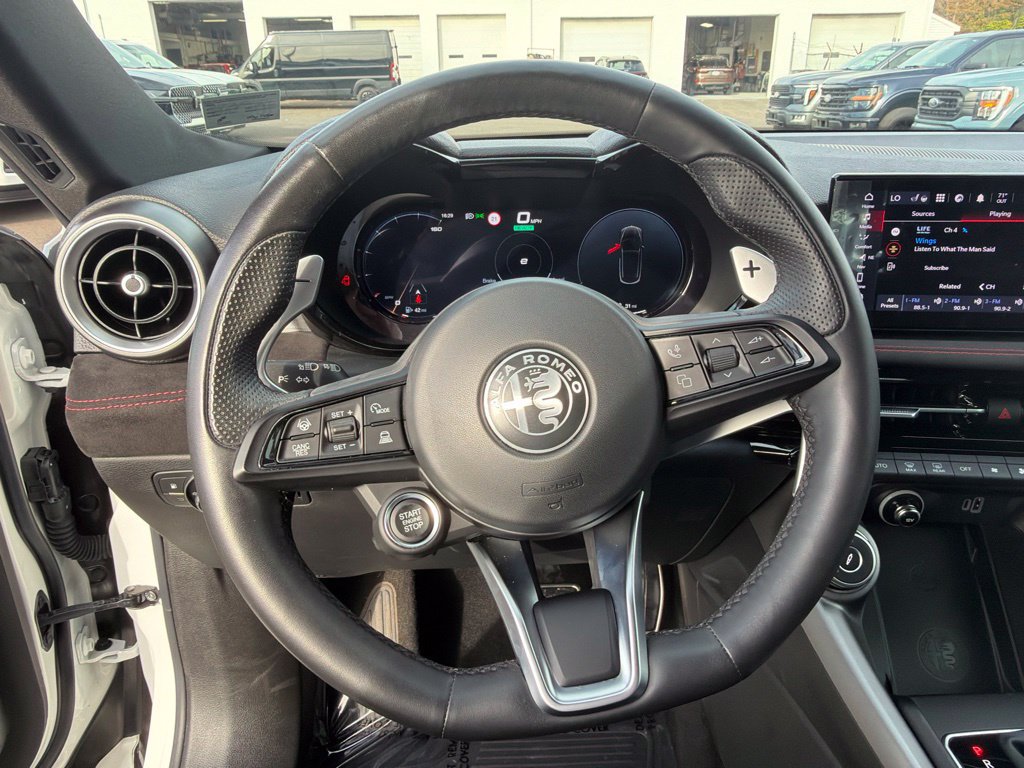 Used 2024 Alfa Romeo Tonale Veloce AWD/4WD image 22