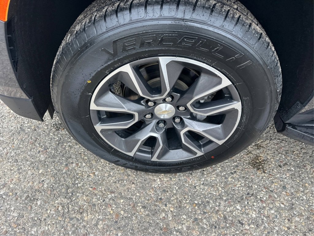 Used 2021 Chevrolet Tahoe LS w/ Driver Alert Package image 21