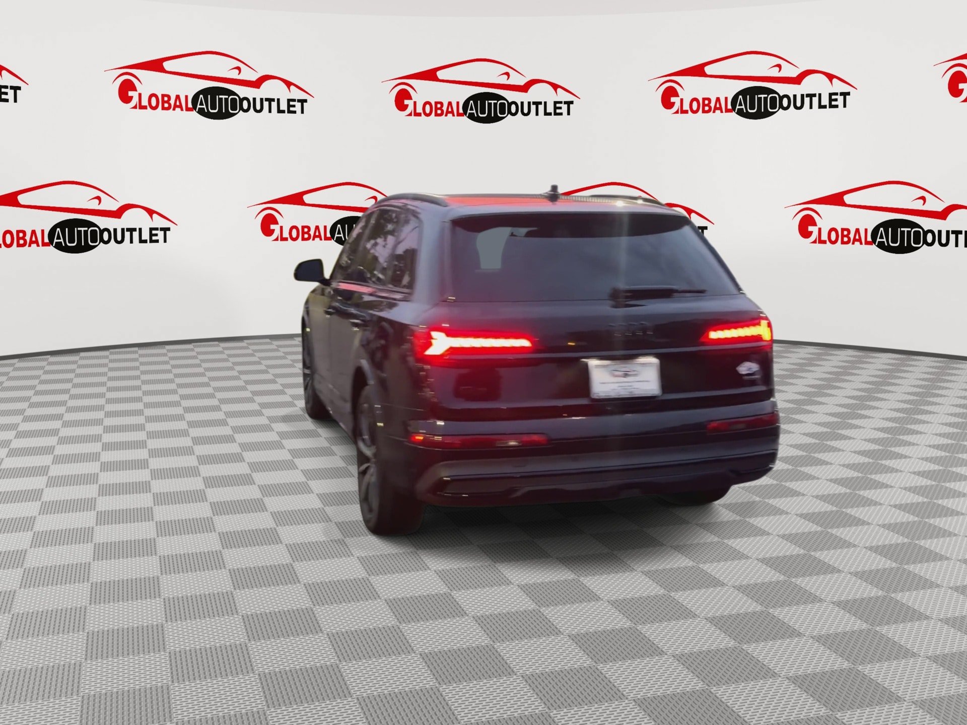 Used 2023 Audi Q7 3.0T Premium Plus AWD/4WD image 7