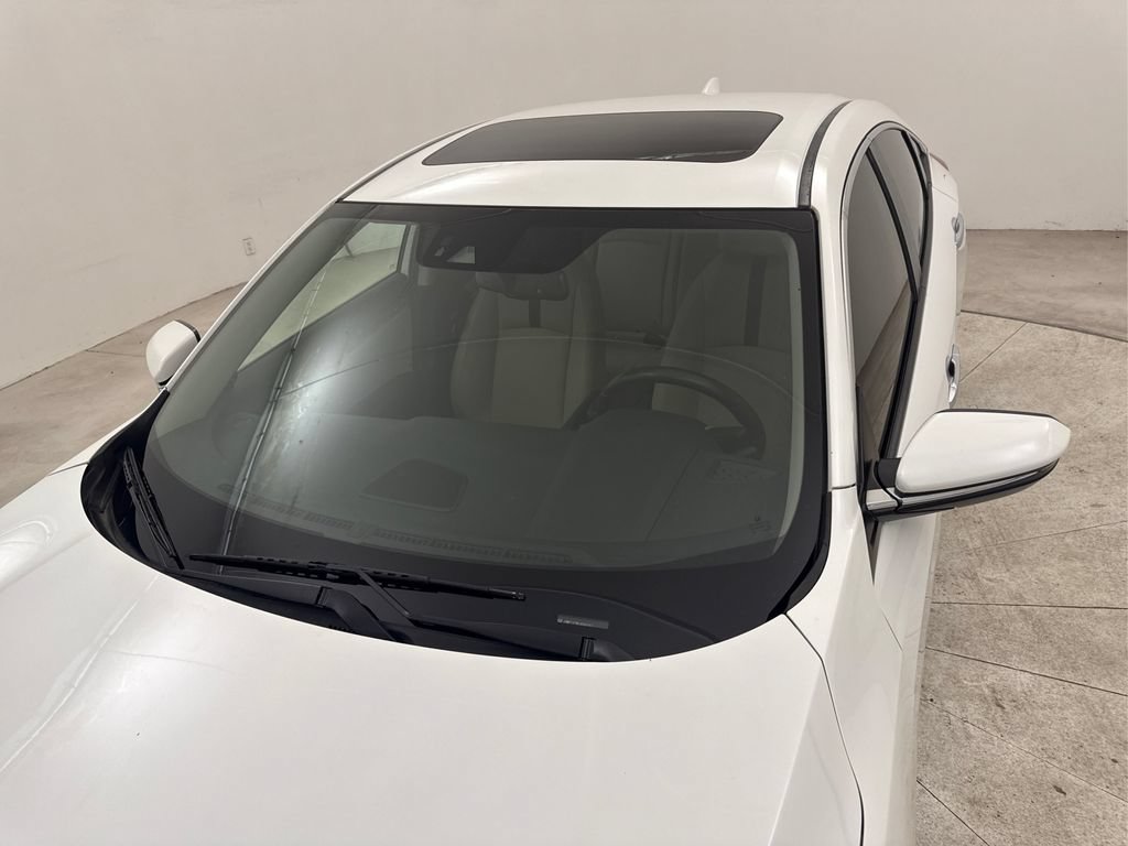 Used 2018 Honda Civic Touring image 15
