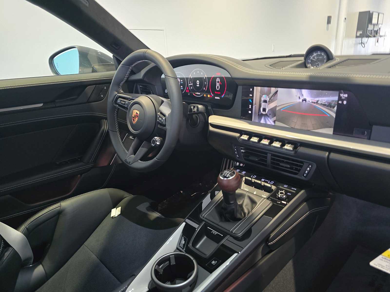 New 2026 Porsche 911 Carrera T RWD image 11
