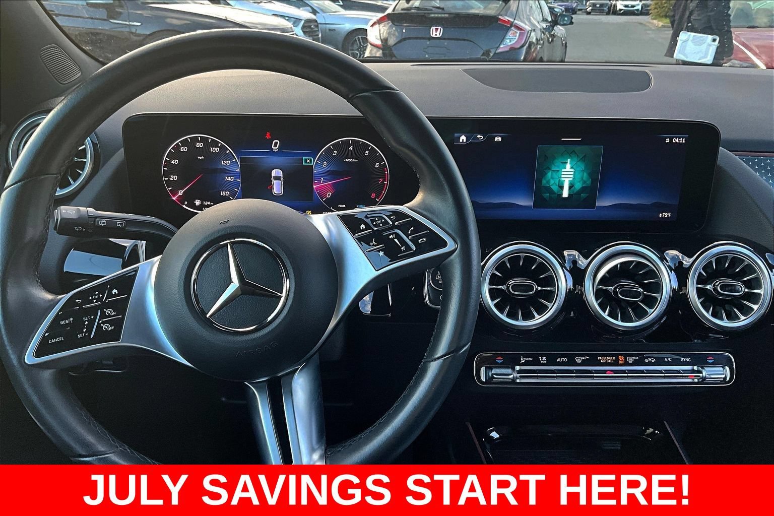 Used 2025 Mercedes-Benz GLA 250 4MATIC image 15