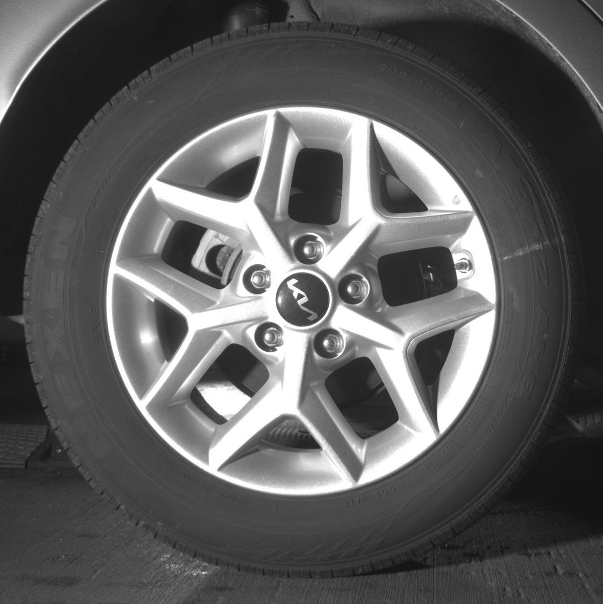 Used 2025 Kia Soul LX w/ LX Technology Package FWD image 20