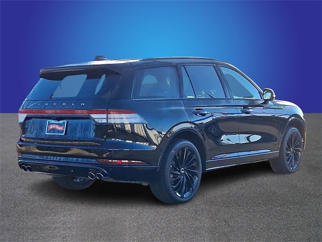 New 2026 Lincoln Aviator Reserve image 3