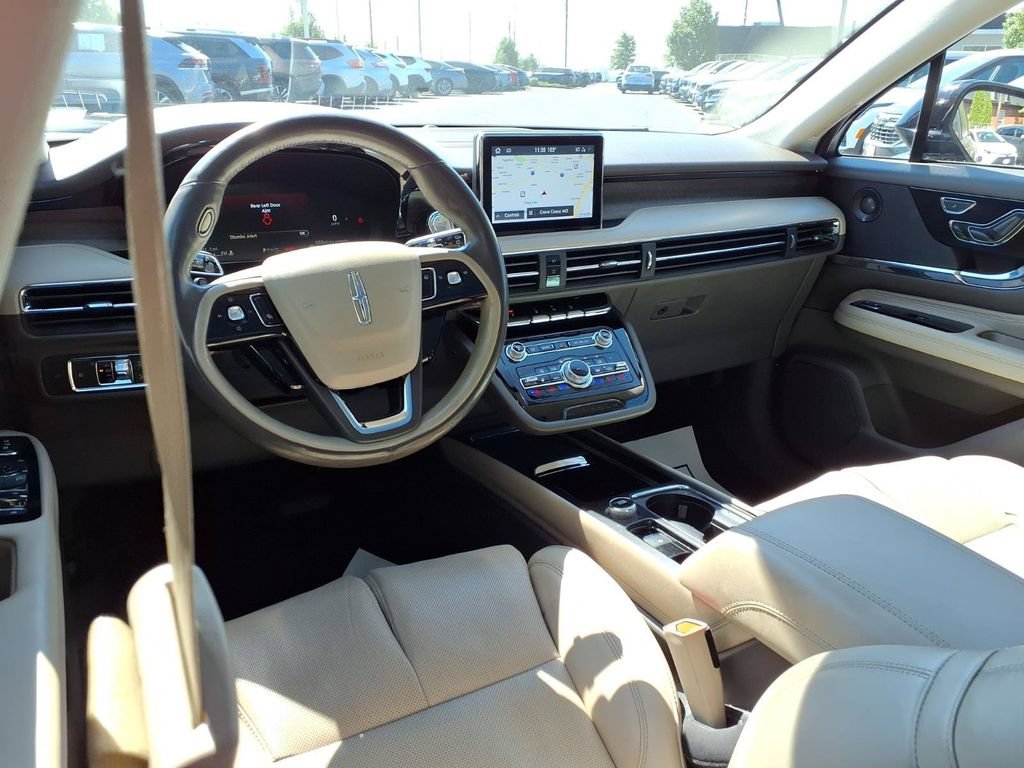 Used 2020 Lincoln Corsair Reserve w/ Equipment Group 202A AWD/4WD image 5