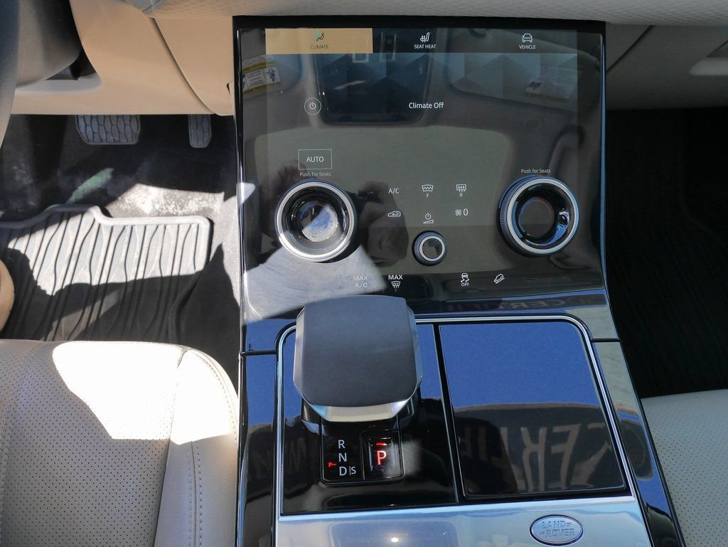 Used 2023 Land Rover Range Rover Velar S image 28
