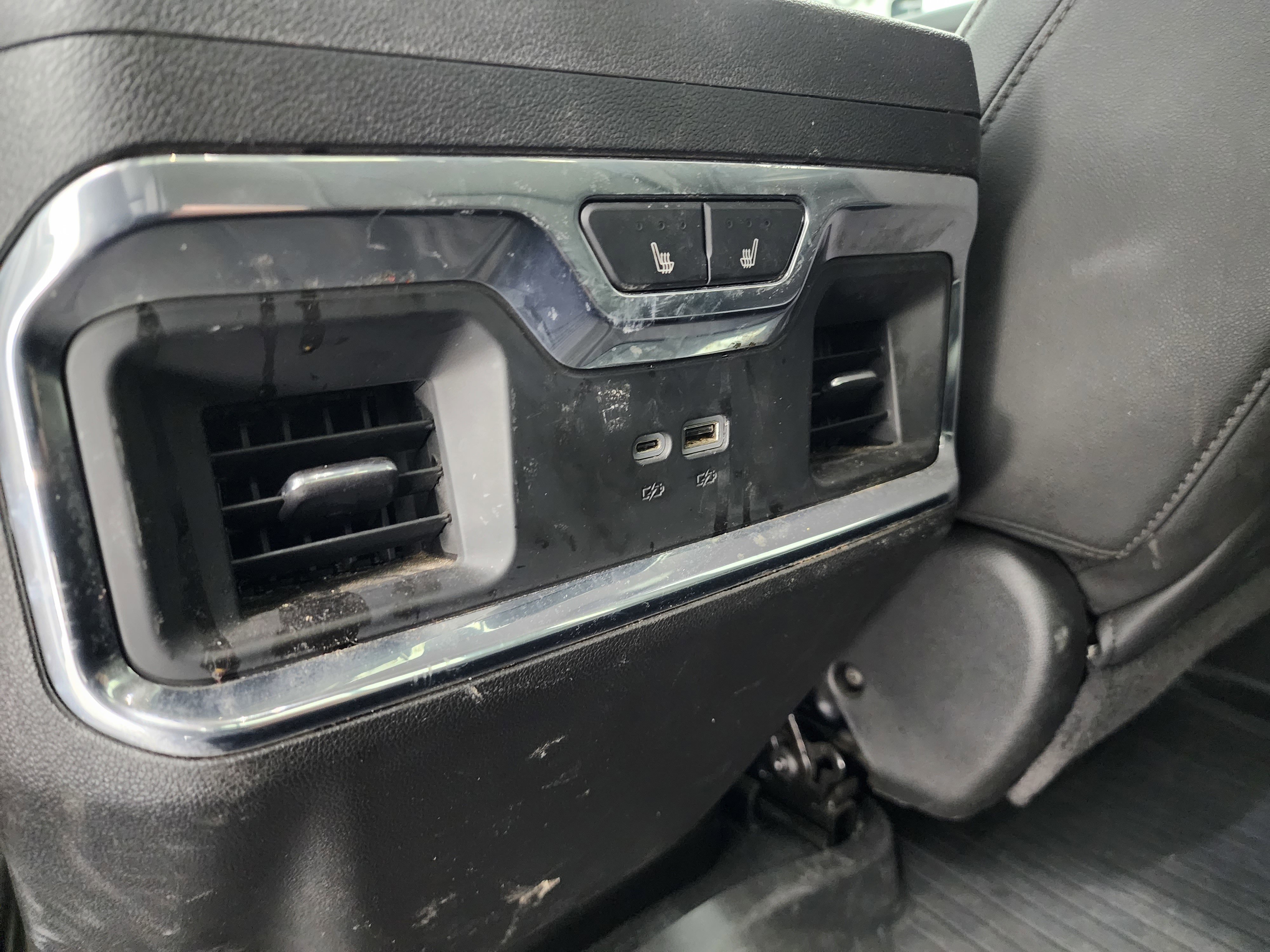 Used 2024 Chevrolet Silverado 2500 LTZ w/ LTZ Plus Package image 42