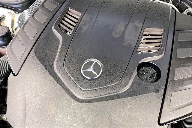 Used 2019 Mercedes-Benz S 560 Sedan image 33