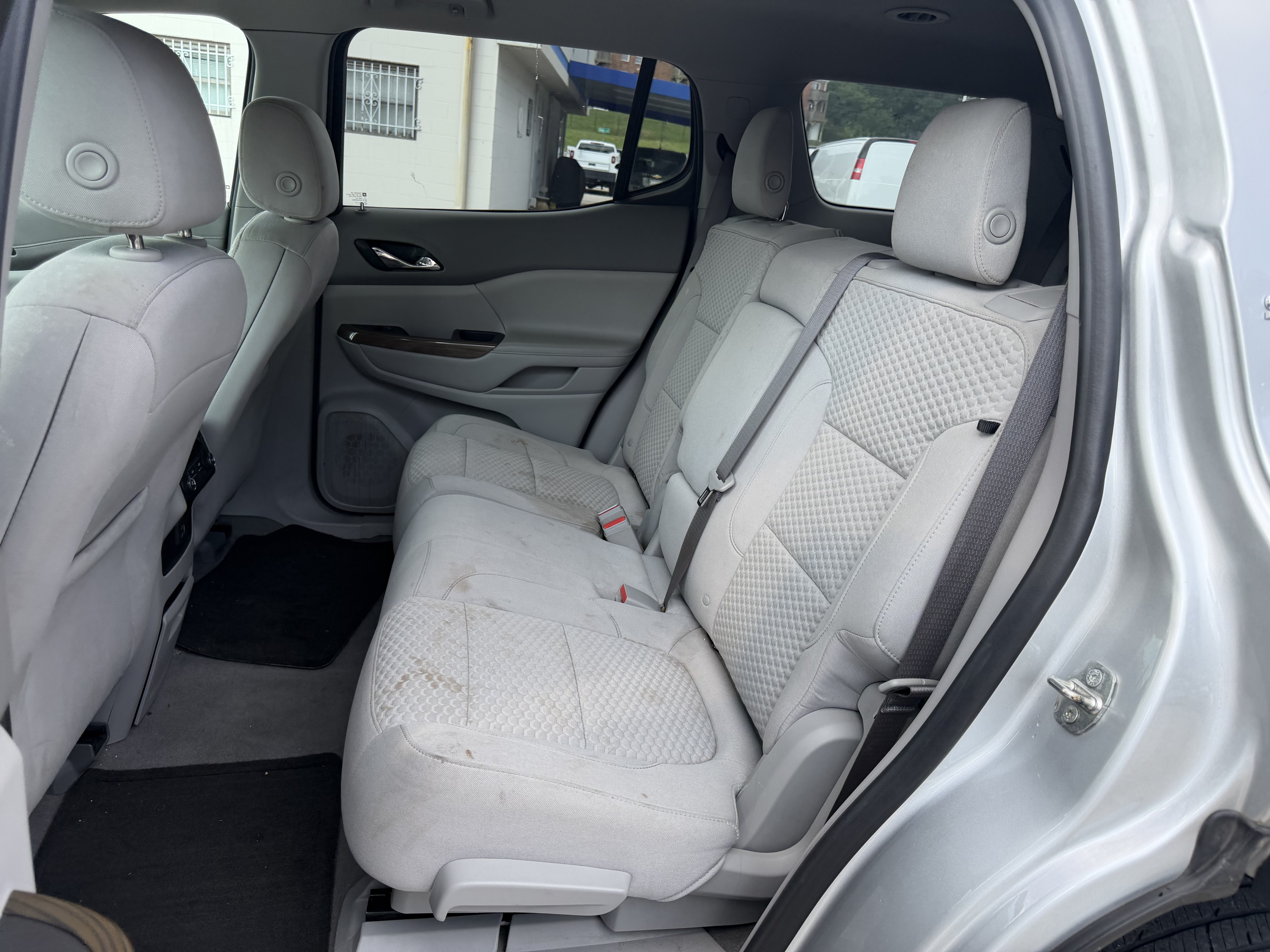 Used 2019 GMC Acadia SLE AWD/4WD image 12