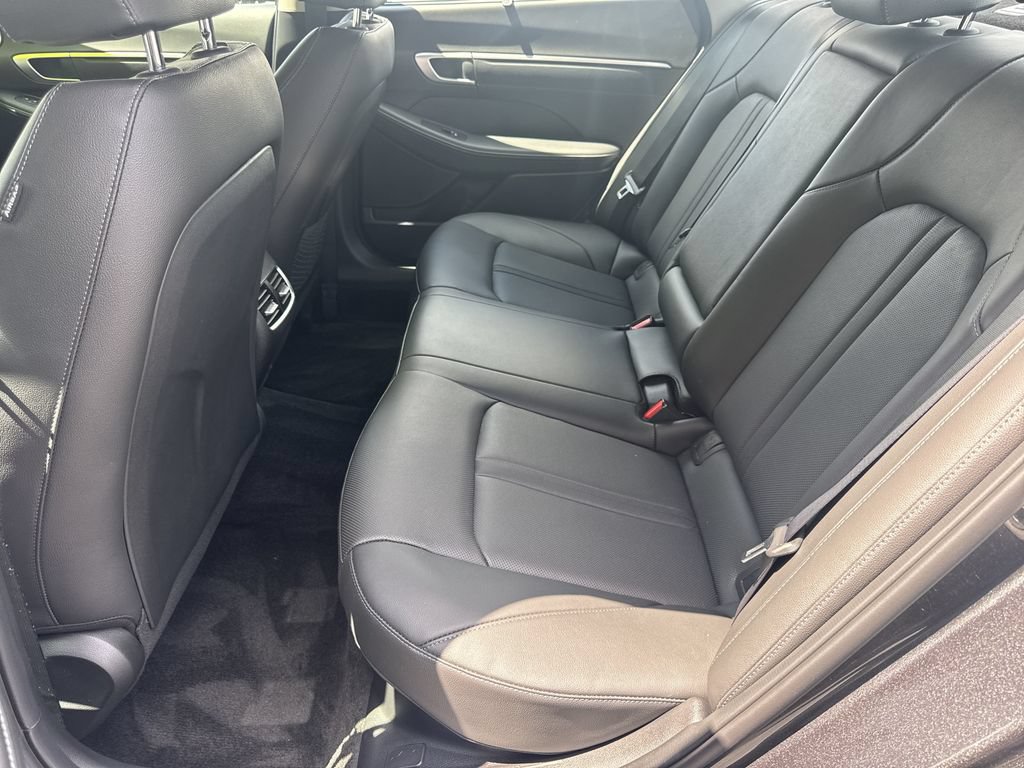 Used 2025 Hyundai Sonata Limited FWD image 20