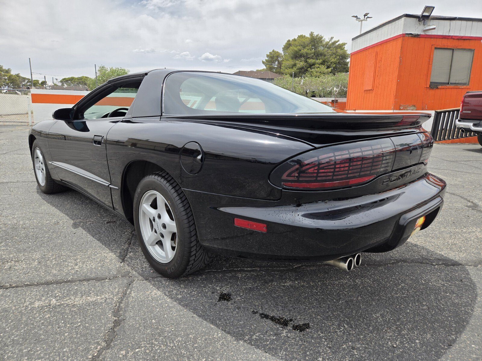 Used 1997 Pontiac Firebird Formula w/ Opt Pkg RWD image 2