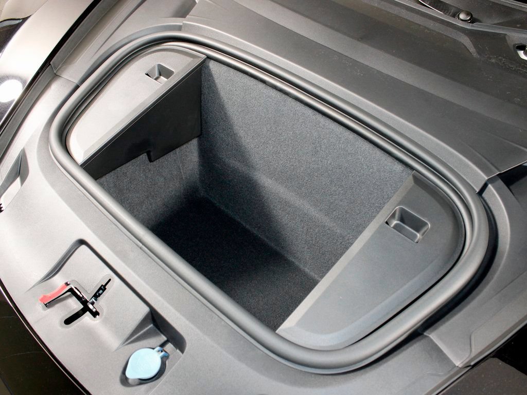 Certified 2026 Porsche Taycan AWD/4WD image 12