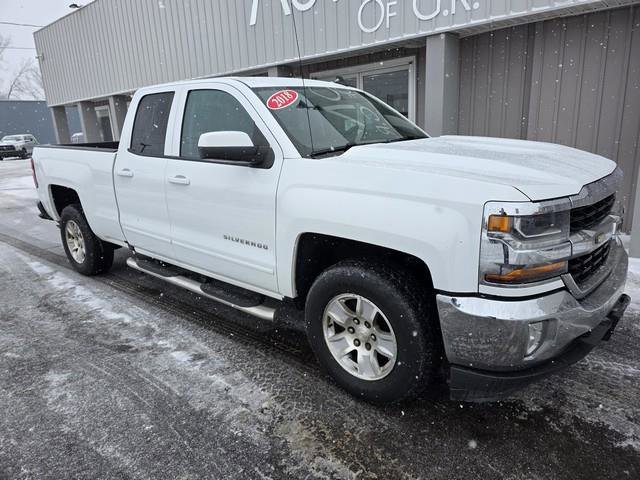 Used 2018 Chevrolet Silverado 1500 LT w/ All Star Edition image 2