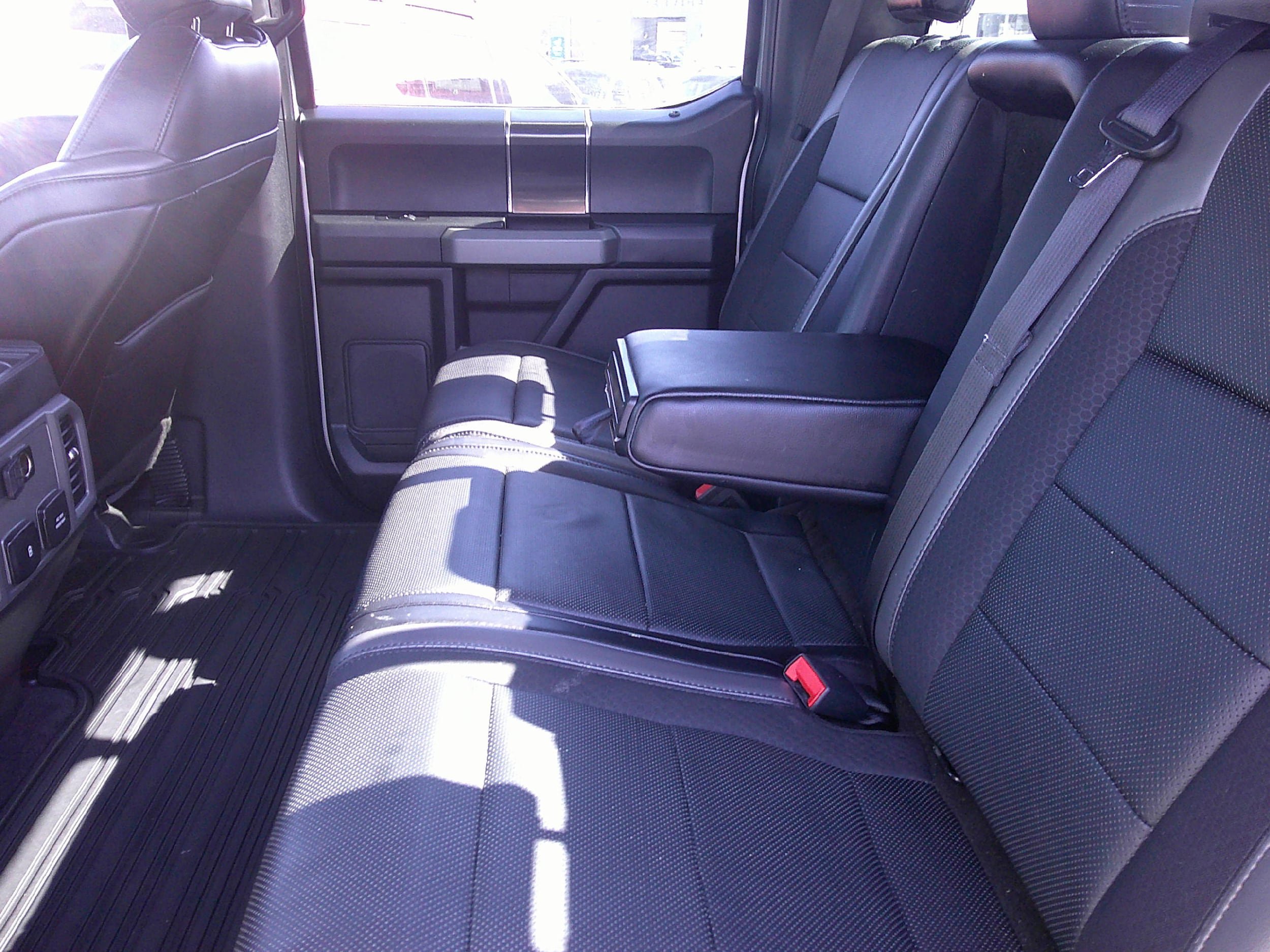 Used 2019 Ford F150 Raptor w/ Equipment Group 801A Mid image 12