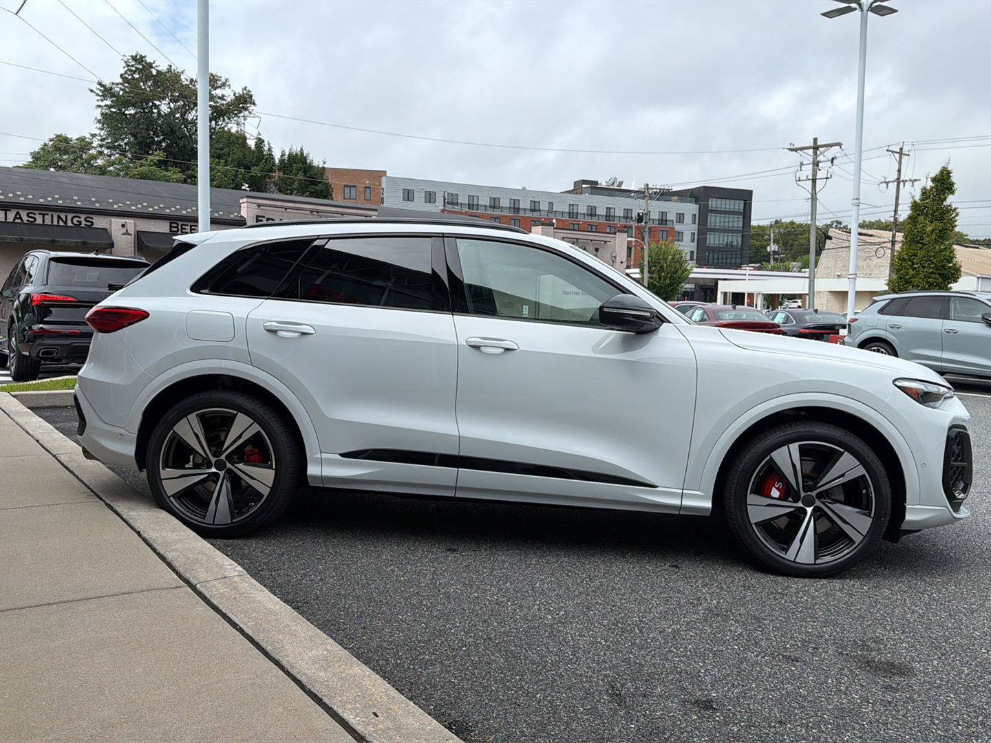 New 2026 Audi SQ5 Premium Plus AWD/4WD image 6