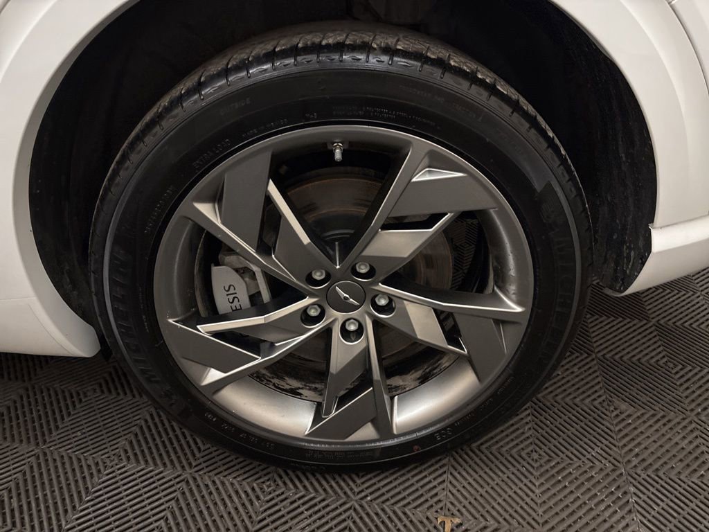 Used 2025 Genesis Electrified GV70 Advanced image 27