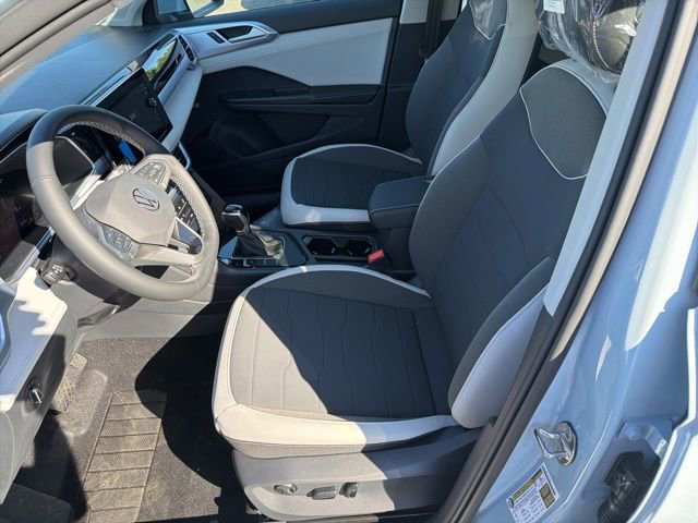 New 2026 Volkswagen Taos SE FWD image 5