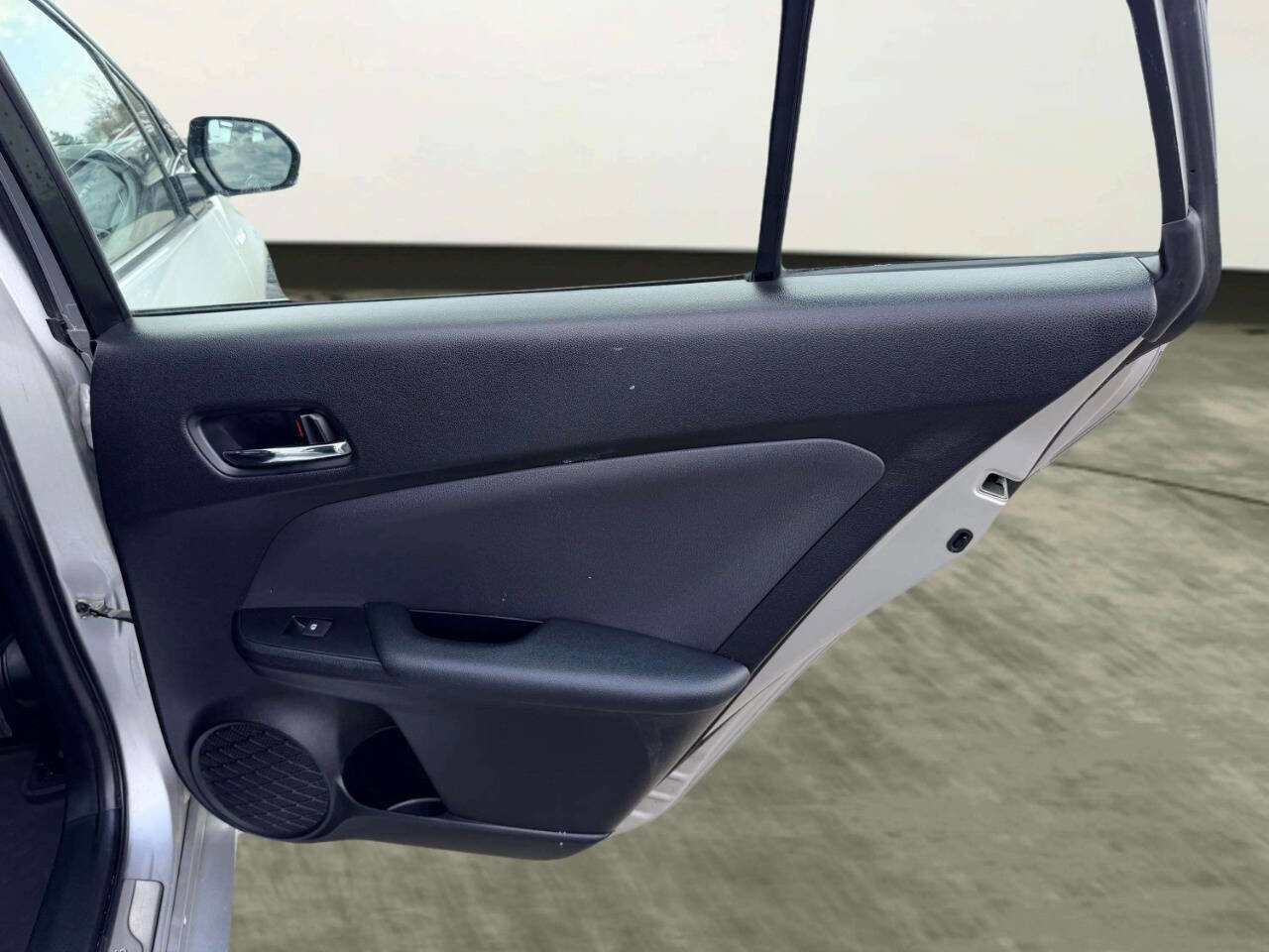 Used 2016 Toyota Prius Four w/ Advanced Technology Package image 21