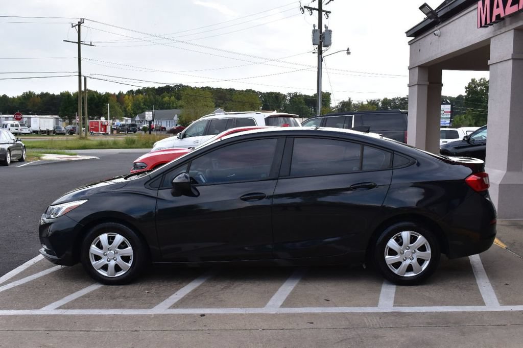 Used 2017 Chevrolet Cruze LS FWD image 5