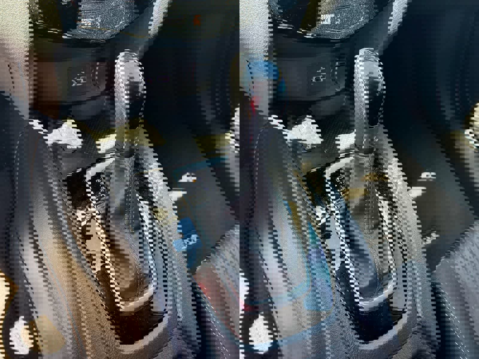 Certified 2019 Nissan Rogue SV w/ Premium Package image 14