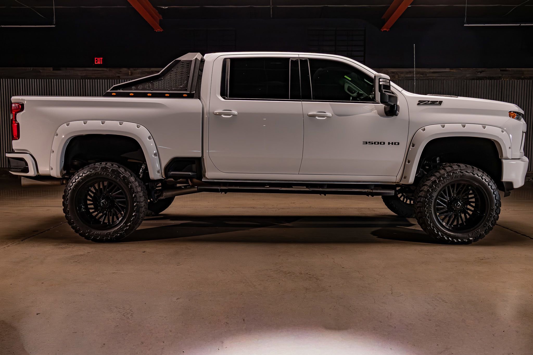 Used 2023 Chevrolet Silverado 3500 LTZ w/ Z71 Off-Road Package image 10