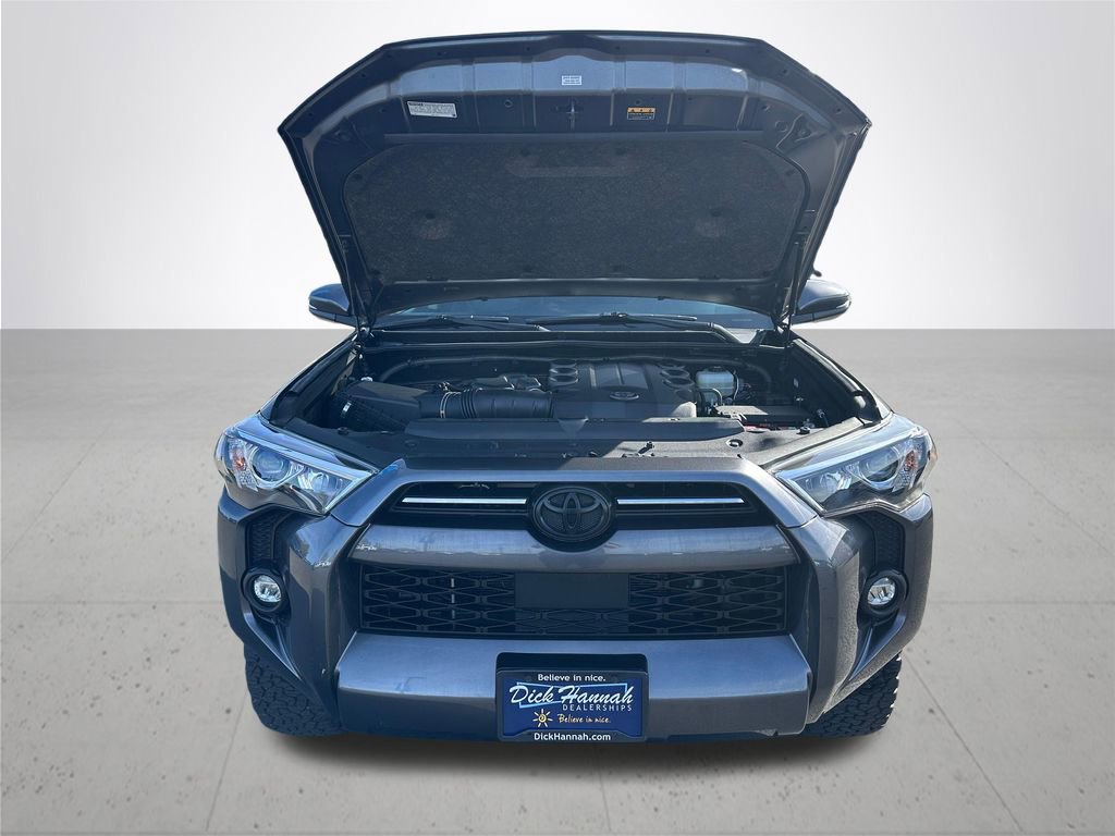 Certified 2021 Toyota 4Runner SR5 Premium w/ Moonroof Package AWD/4WD image 3