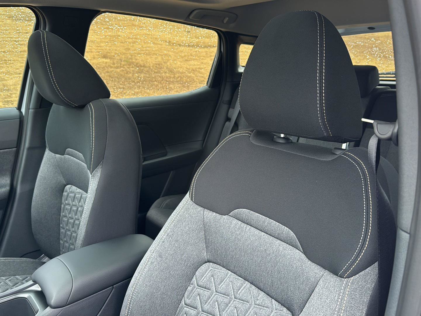 New 2026 Nissan Kicks SV w/ SV Premium Package FWD image 26
