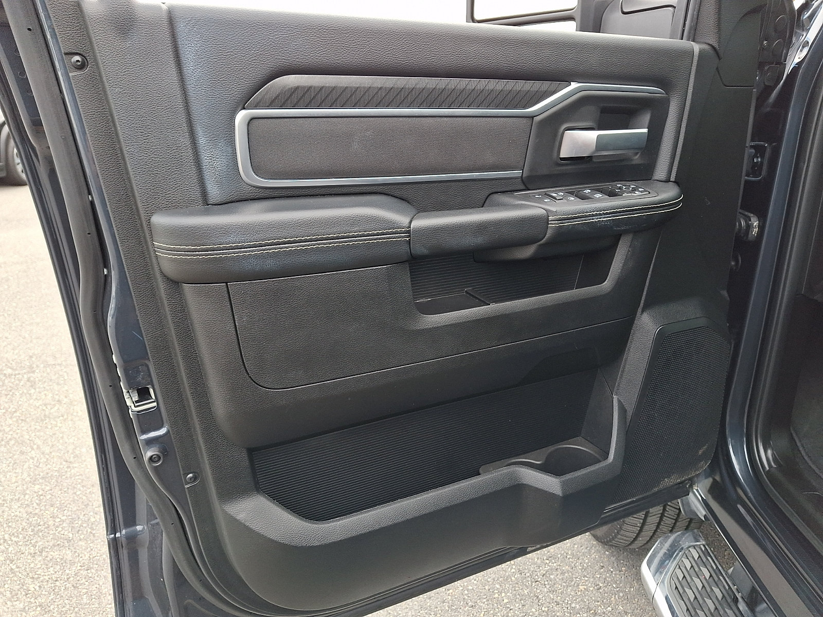 Used 2026 RAM 2500 Big Horn AWD/4WD image 12