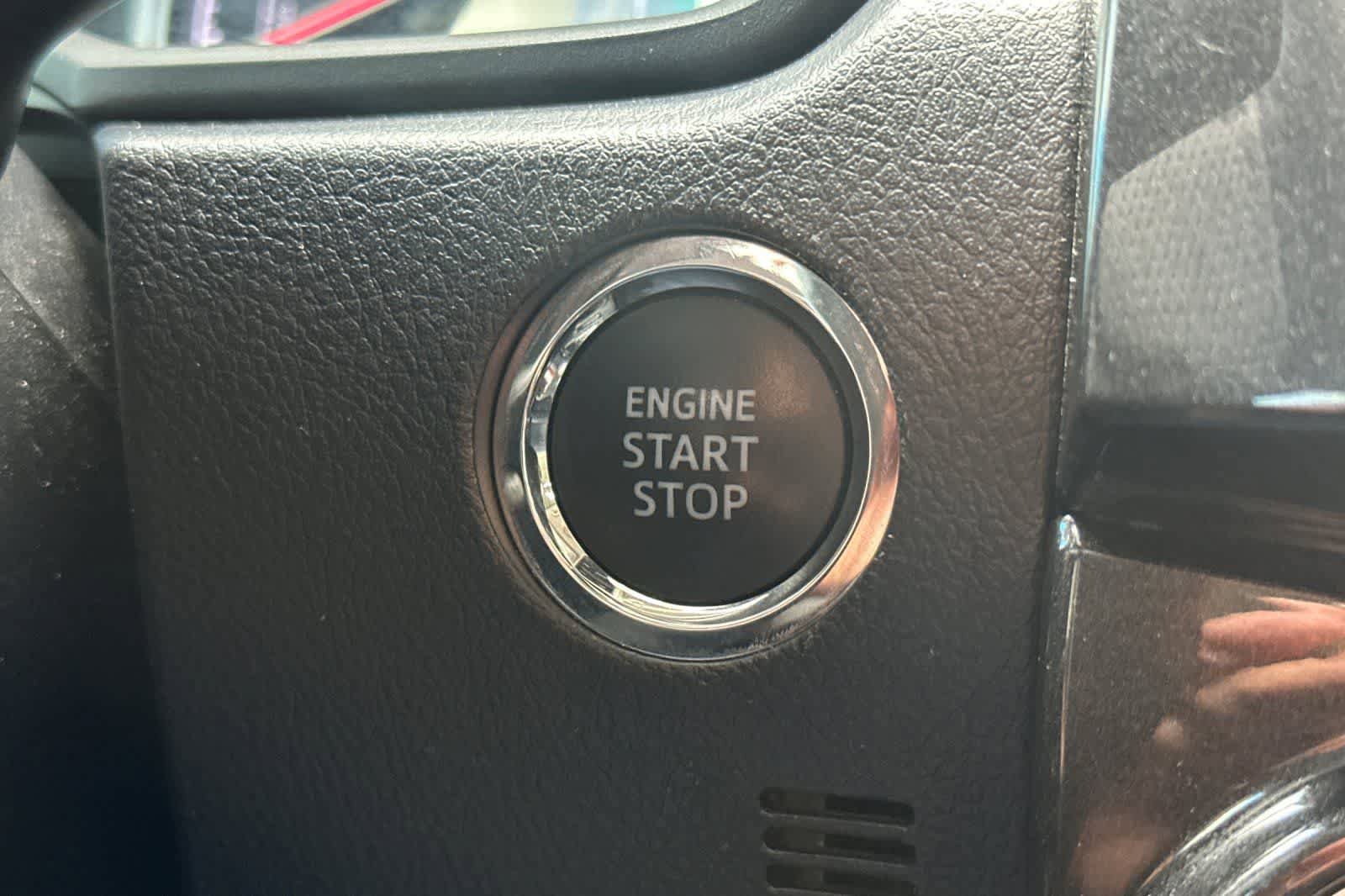 Used 2021 Toyota 4Runner Venture w/ Moonroof Package image 24