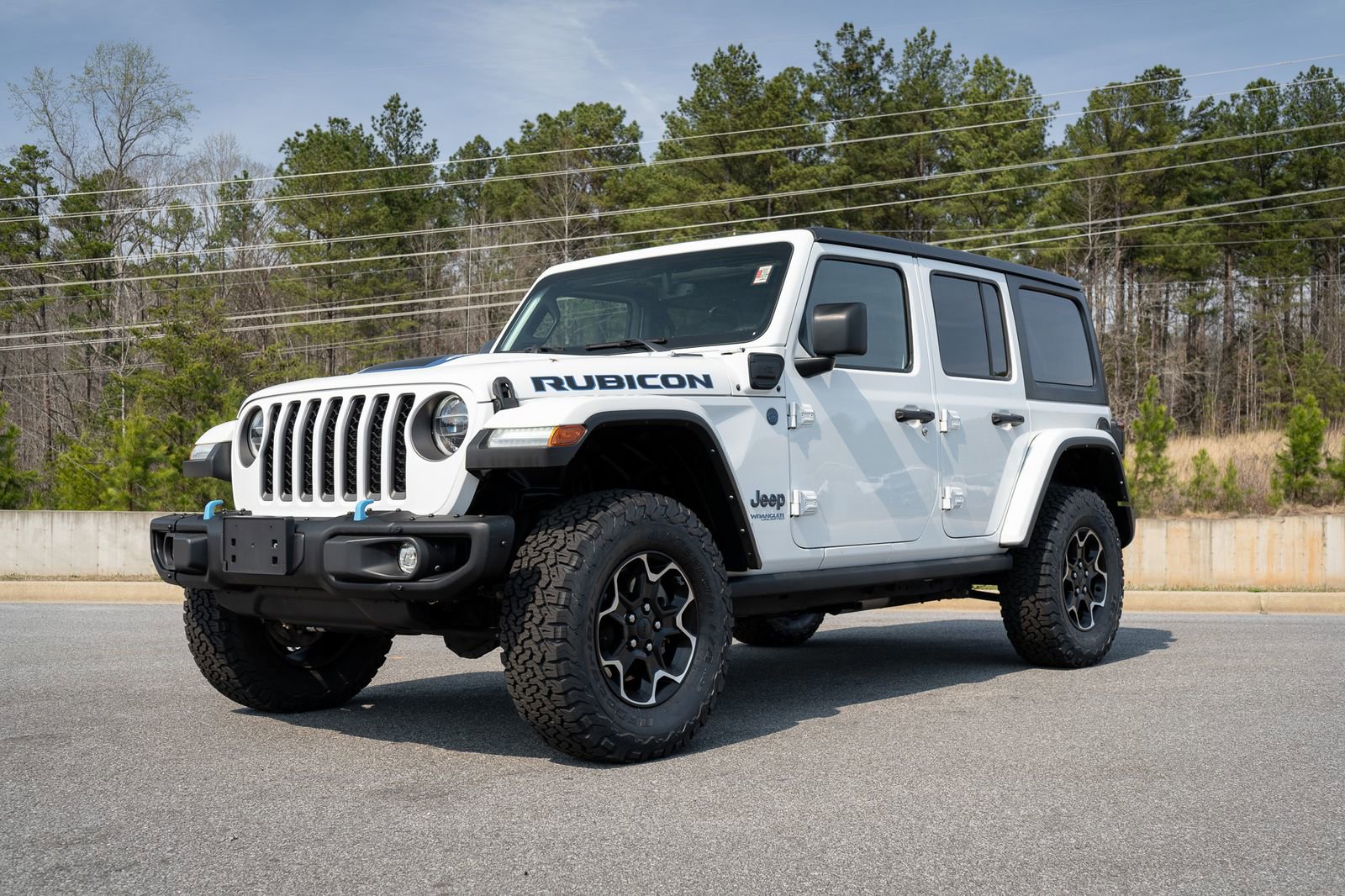 Used 2021 Jeep Wrangler Unlimited Rubicon 4xe w/ Dual Top Group image 3