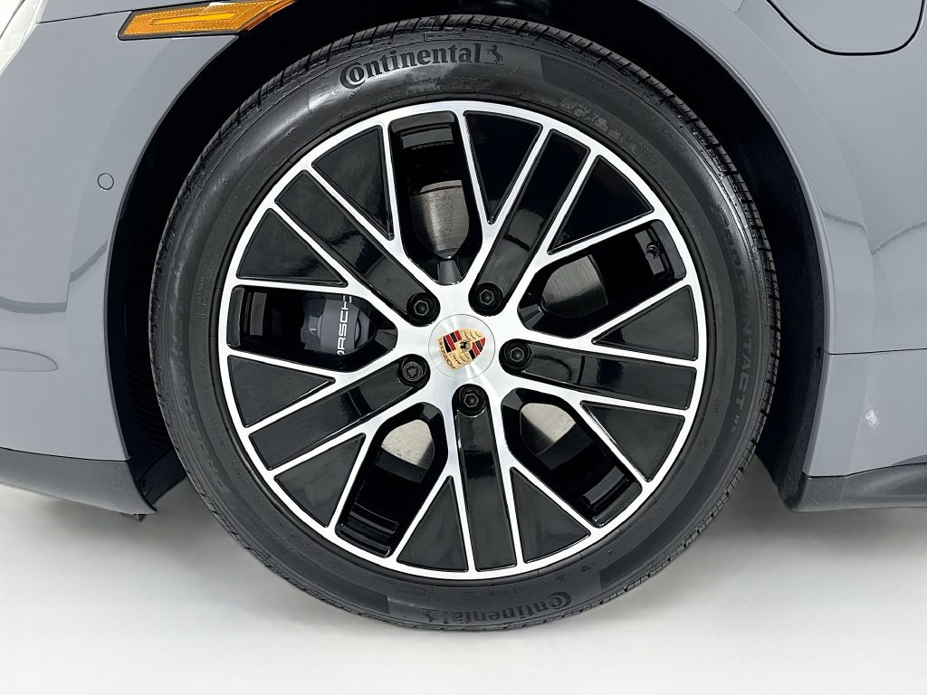 New 2026 Porsche Taycan AWD/4WD image 33